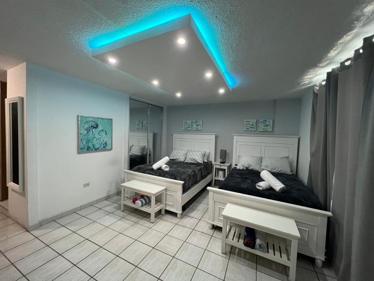 Isla Verde Puerto Rico, Two Full Beds ซานฮวน ภายนอก รูปภาพ